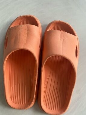 Peach Foam Slide Sandals - Cushioned Slip-Ons